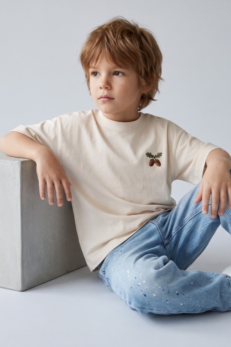 Dzieciecy t-shirt oversize smietankowy.jpg